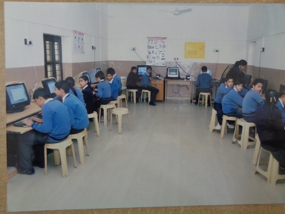 Hari Singh Memorial Junior High School