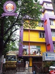 S E International School