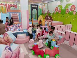 Little Sherlocks Play School And Day Care
