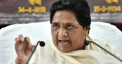 Mayawati requests Centre, states to waive school fees of children