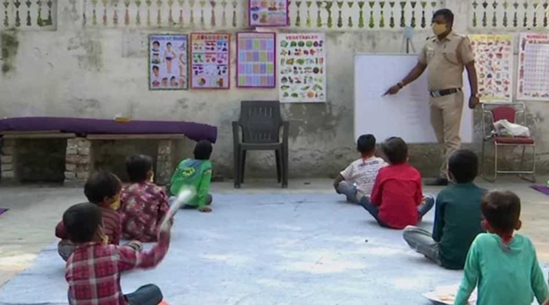 Delhi cop arranges classes for kids unable to afford online education, wins praise
