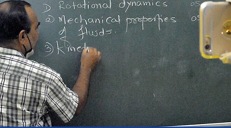 Delhi Community school provides free education to underprivileged students - Education News