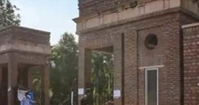 DU Students take to Twitter demanding Offline Classes