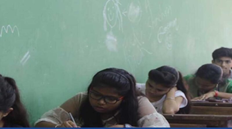 Semester exams in Tamil Nadu colleges, varsities to be conducted in offline mode