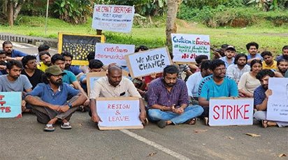 Film institute students end protest after peace talk with Kerala government